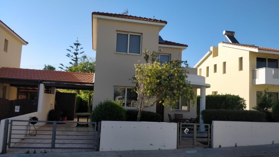 Sunrise Villa بيرفوليا المظهر الخارجي الصورة